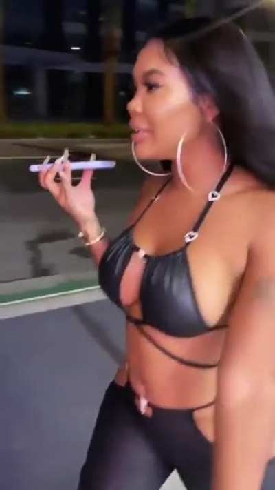 Smh, she just don&rsquo;t know
