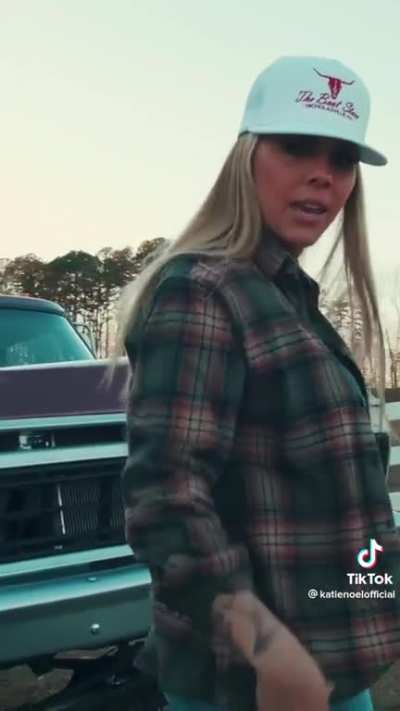 Unbearably cringy country rap song