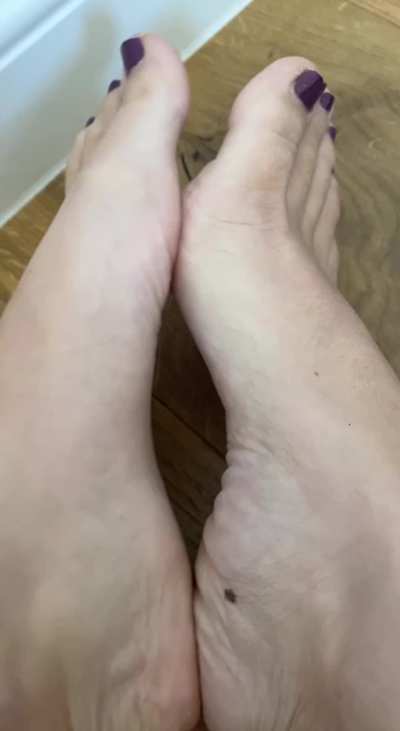 lick my foot oc