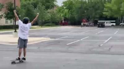 My experience skating thus far(I&rsquo;m the guy in the white shirt)