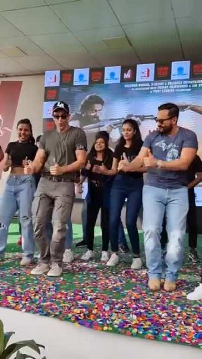 Vikram &amp;amp; Vedha showing their dance moves...