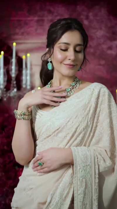 Rashi khanna 