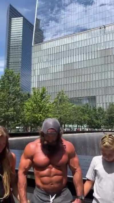 &ldquo;What a solemn place&hellip;so glad I didn&rsquo;t wear a shirt. C&rsquo;mon y&rsquo;all, the algorithm is gonna love this!&rdquo;