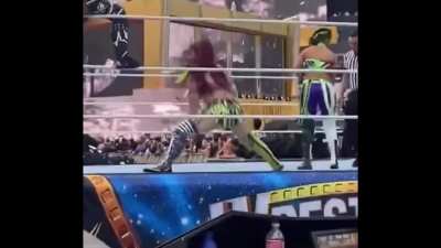 Iyo at WM 39