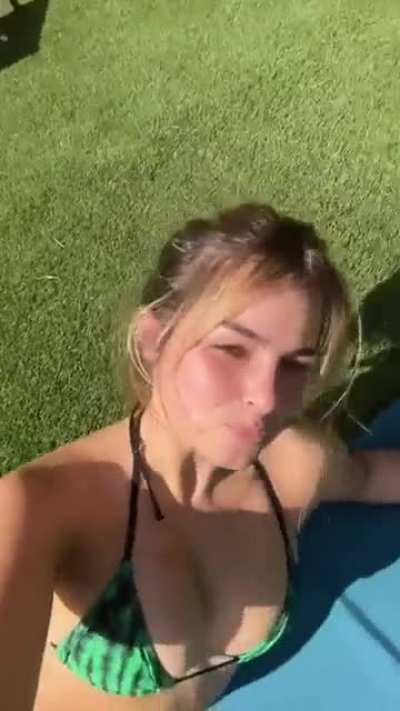 Addison Rae loves to show off