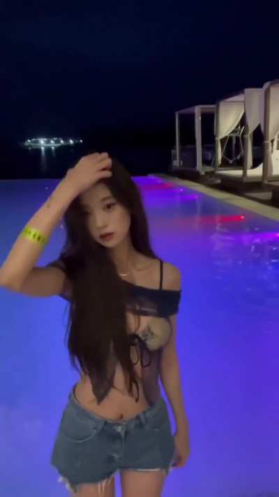 Pretty pool girl