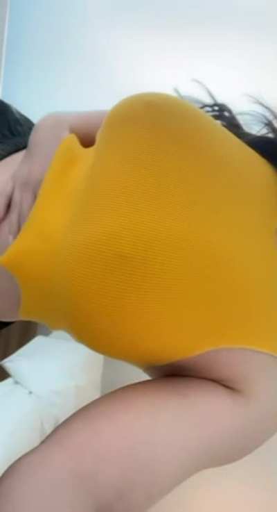 I think it&rsquo;s a myth that girls with huge natural tits need to wear bras in public