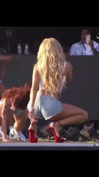 Saweetie