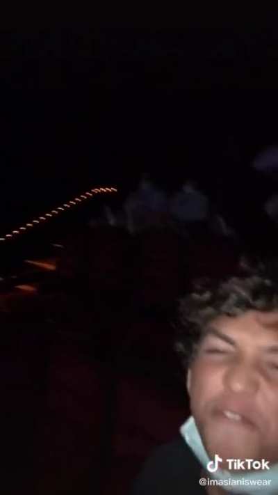 Guy starts to shout and curse random kids because his date didn&rsquo;t show up