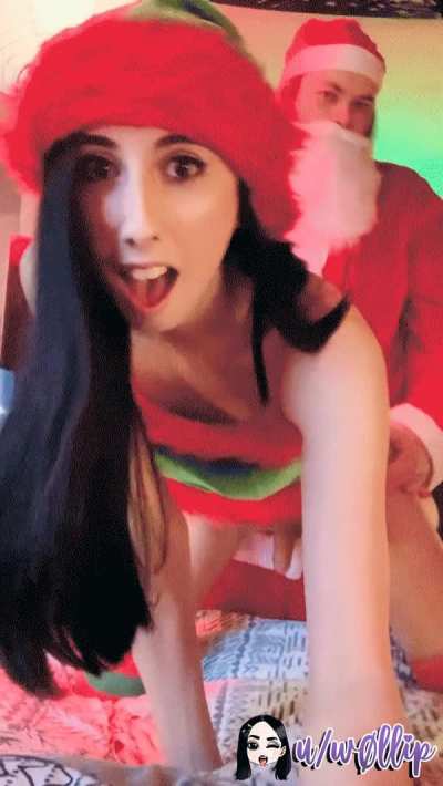 I’m santas favourite elf this year 😉
