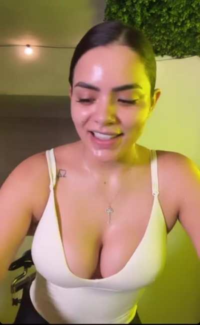 Buenos Dias🍈🍈