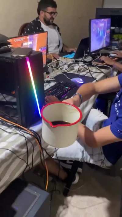 Noche de LAN en Olavarria