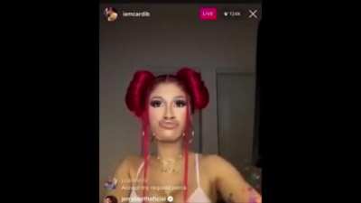 Me 💁&zwj;♀️when I&rsquo;m playing MissWhoretune 👁💋👁 csing and the top 🔝 lane Bi-on 🧟🤮 charges down bot but 😧 my VaJanna 👩&zwj;🦳 is warding dragon pit🐉🤬😔