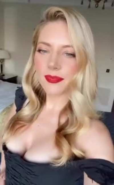 43 Year Old Goddess Katheryn Winnick. She's Elegant and Gorgeous.