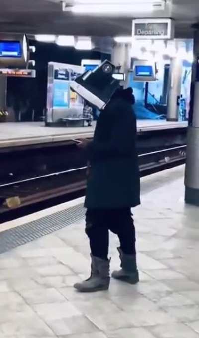 Pyro in Paris