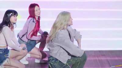 240331 YEL H1-KEY &lsquo;Time to Shine&rsquo; @석촌호수 벚꽃축제