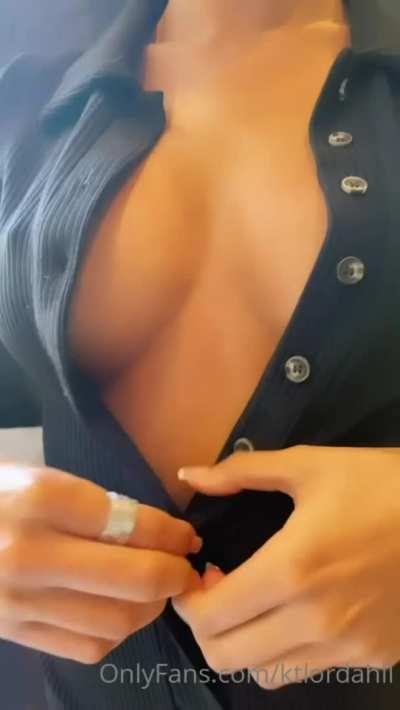 [kik reddit] gf is home but she is working. Fill up my inbox to melt my mind and trigger me, make me sneak to the bathroom to jerk kik is ryane2262