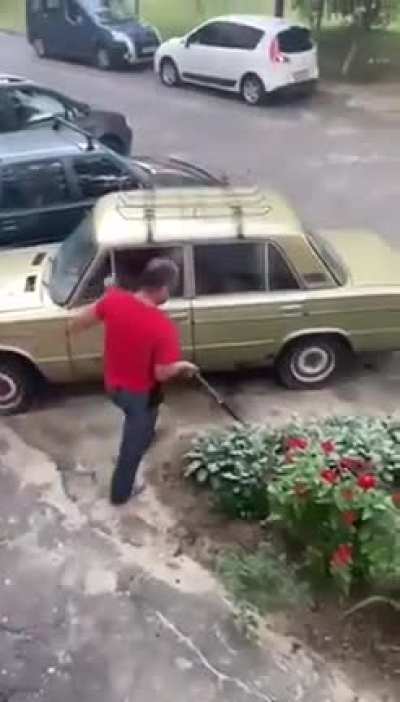 Войны за парковку выходят на новый уровень.