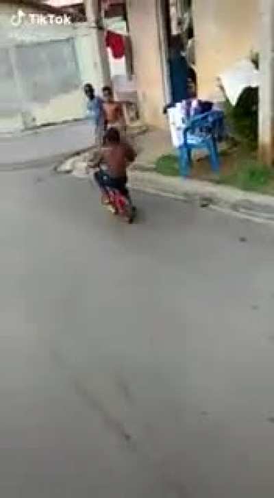 Momento Mamag&uuml;evo