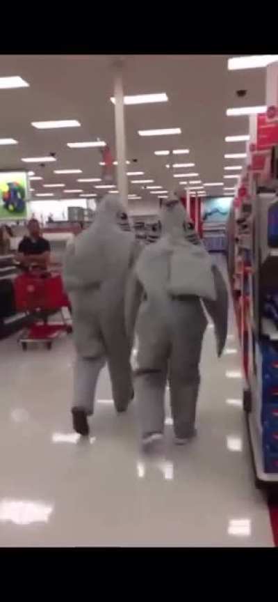 When you and your friend share one brain cell