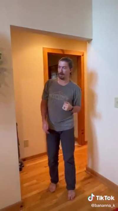 Unexpected knife fight