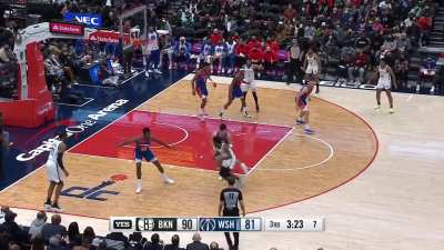 [Highlight] Kyrie Irving puts the moves on Deni Avdija twice in a row.
