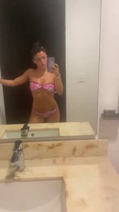 Under boobs