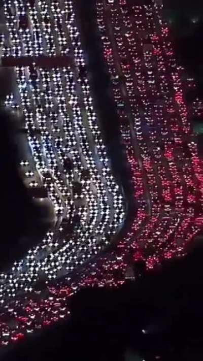 Holiday traffic in California- 405 highway