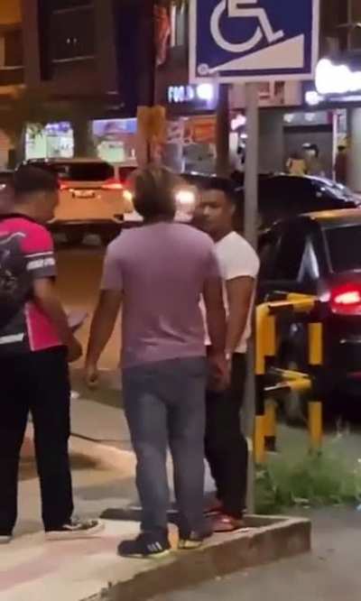 Bully picks a fight with random people