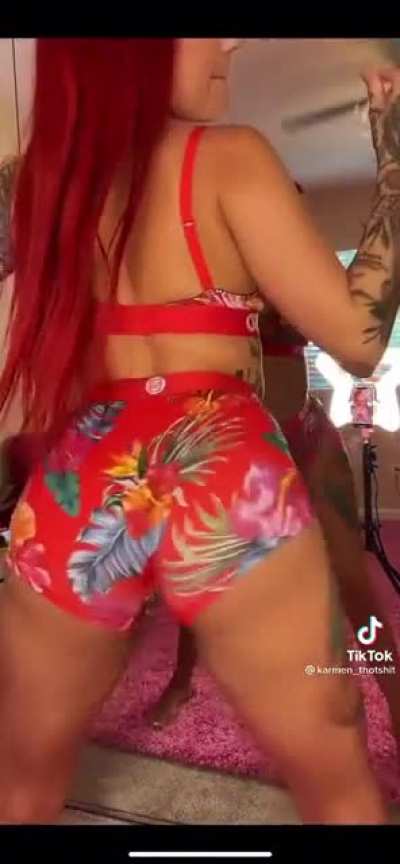 I love to twerk