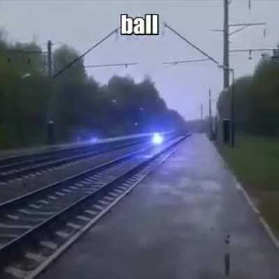 Bola