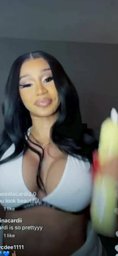 Damn Cardi 🥲