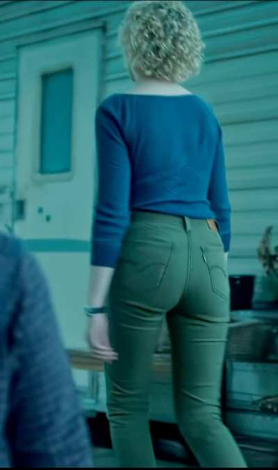 Julia Garner, OZARK