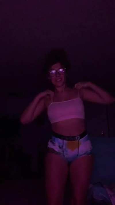 Glasses and See Through Clothes 🤤