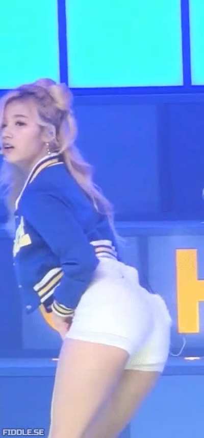 MINATOZAKI SANA