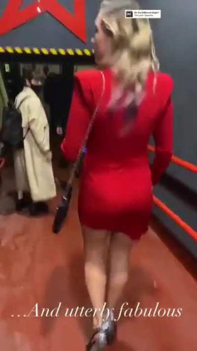 It&rsquo;s criminal we got no red carpet photos of this outfit