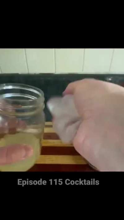 A covenient shaker
