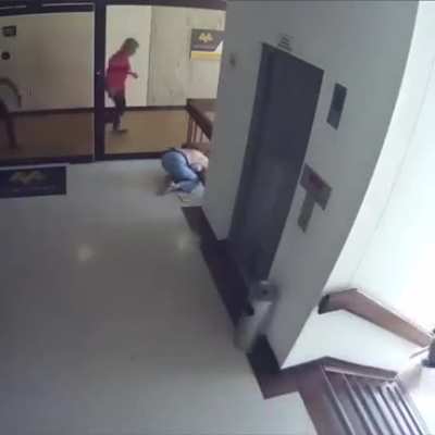 Mom reflex save kid