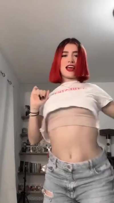 C&oacute;mo mueve ese Culo tan rico, que lo mueva as&iacute; encima de mi verga 💦💦💦🤤