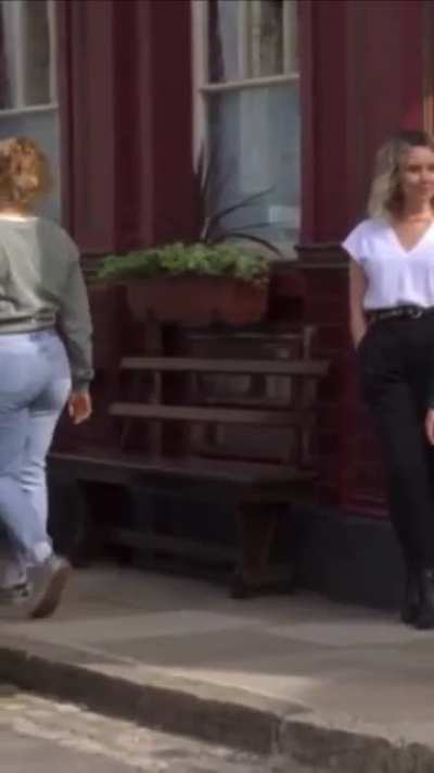 MADDY HILL (NANCY CARTER) ASS LOOKING &lsquo;PLUMP&rsquo;