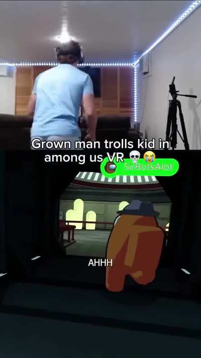 Traumatizando uma crian&ccedil;a no Among Us VR