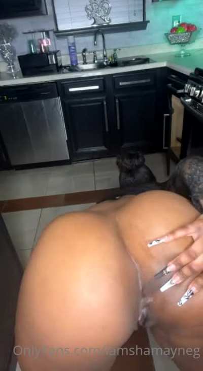 🍑😈🖤