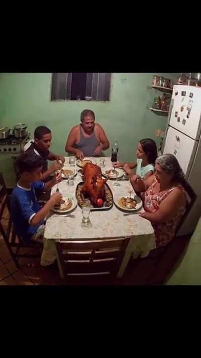 A orelha mecheu