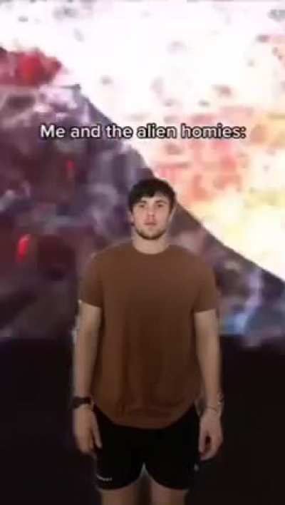 👽