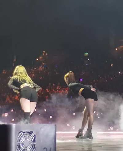 Dahyun & Mina - black outfits, move