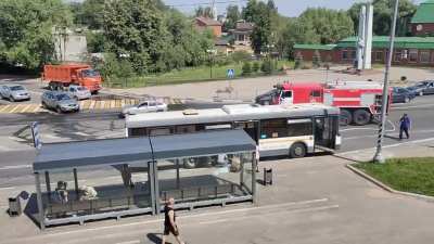 В волоколамске загорелся еще 1 автобус