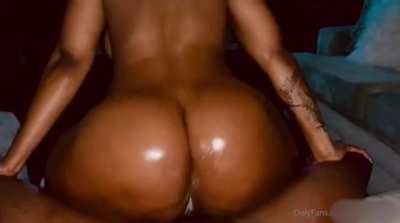 Views 😍🍑🔥