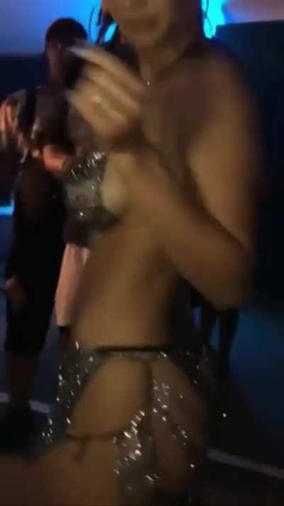 She Be Wit it