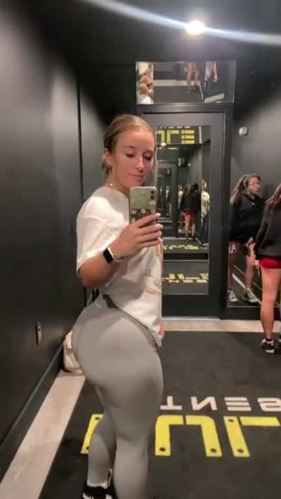 Dumb Thicc