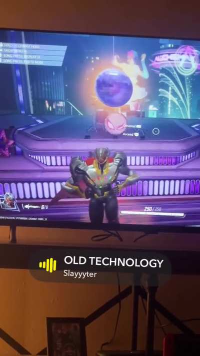 I posted this a couple places but I think yall will appreciate Ultron dancing to the new Slayyyter tracks